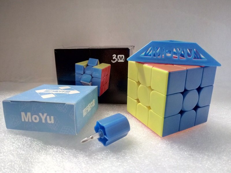 Rubikova kostka 3x3x3 magnetická verze MoYu 2020