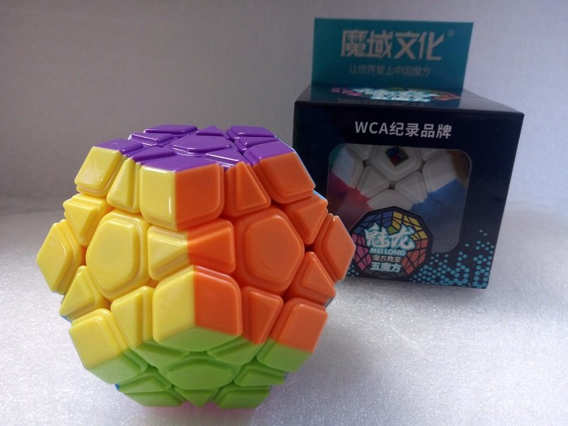 Rubikova kostka Megaminx Cube MoYu